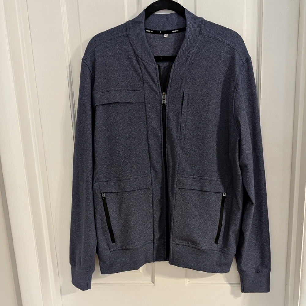 Public Rec Mens Lightweight Jacket MEDIUM Full Zip Pockets Casual Outdoor‎ Fall